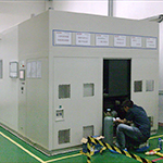 老化房上门维护